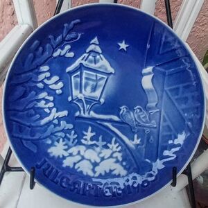 1983  Cobalt Blue Bing & Grondahl "Christmas in a Small Town"  Plate